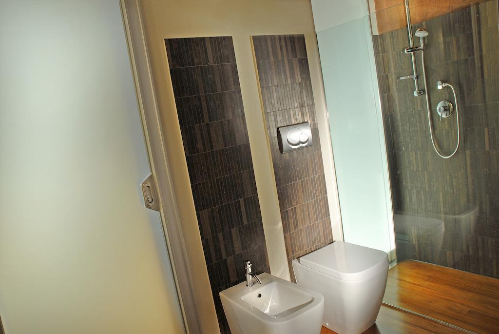 B&B Terres D'Aventure Suites Τορίνο Εξωτερικό φωτογραφία